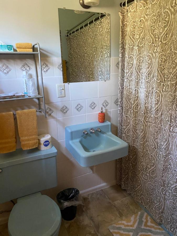 Royal Motel Ironwood Buitenkant foto